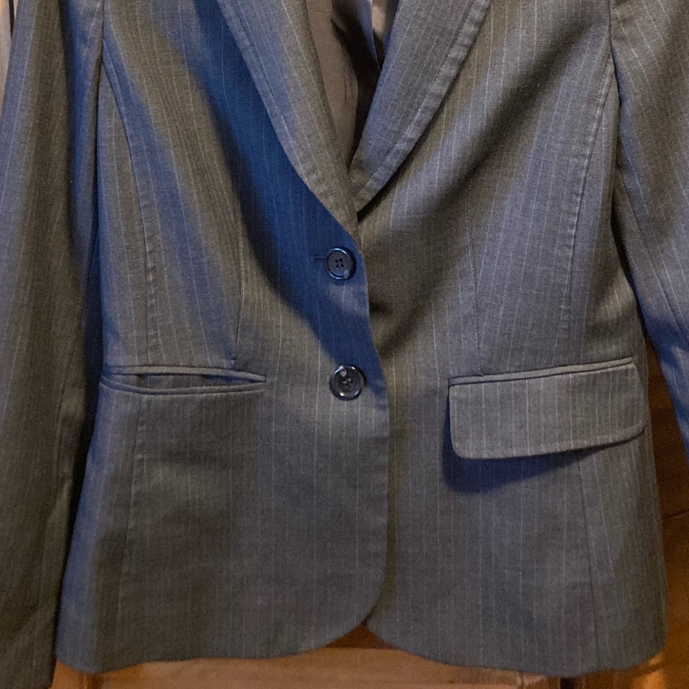 Ann Taylor Grey & Blue Pinstriped Blazer - Picture 9 of 16